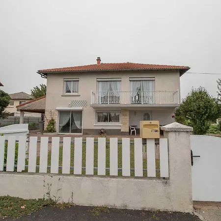 Pont-du-chateau, 4 Pieces, 5 Personnes - Fr-1-630-293 * Pont-du-Château