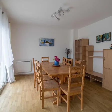 Pont-du-chateau, 4 Pieces, 5 Personnes - Fr-1-630-293 Vakantiehuis *