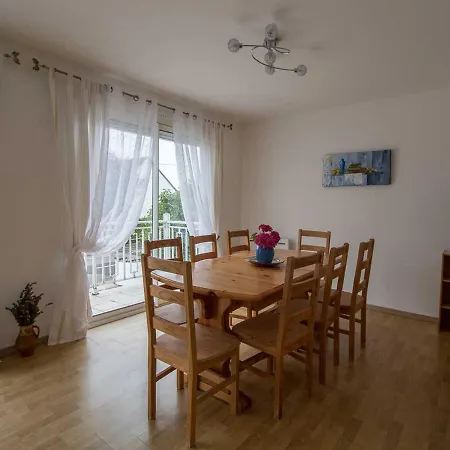 Vakantiehuis Pont-du-chateau, 4 Pieces, 5 Personnes - Fr-1-630-293 Pont-du-Château